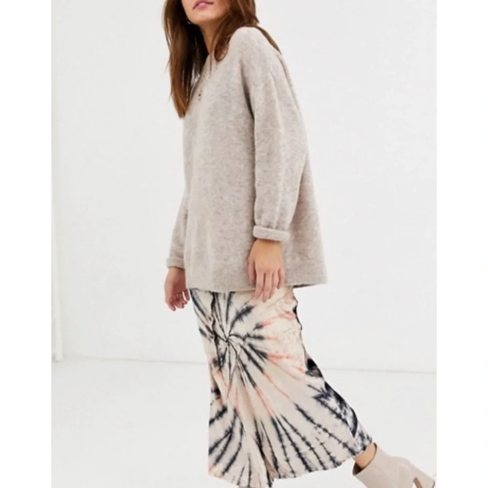 Free People Serious Swagger Velvet Tie-Dye Skirt Vintage Inspired size S NWT - Picture 3 of 10
